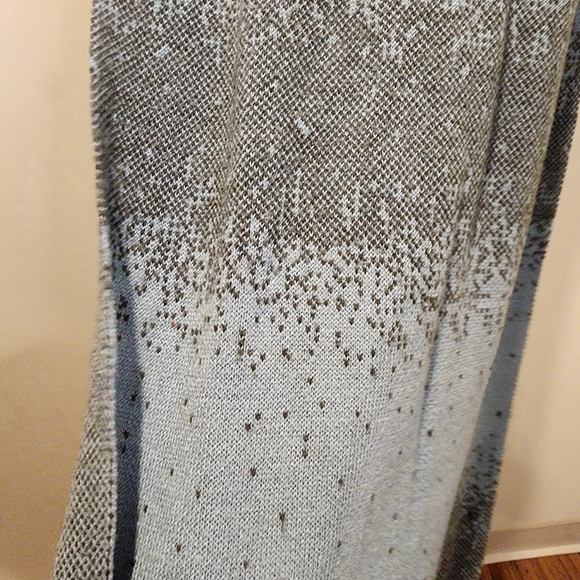 ANTHROPOLOGIE Madison 88 large scarf - Picture 6 of 7